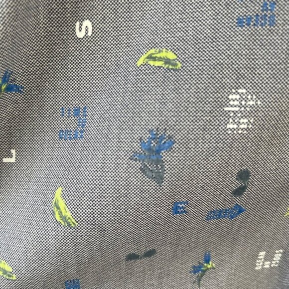 Untuckit Men’s 100% cotton slim fit button down long sleeve novelty print shirt - Picture 4 of 10